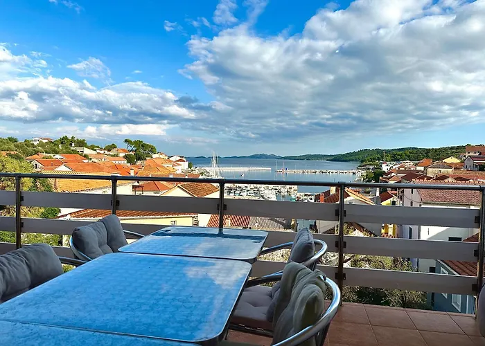 Adriatic Nest *